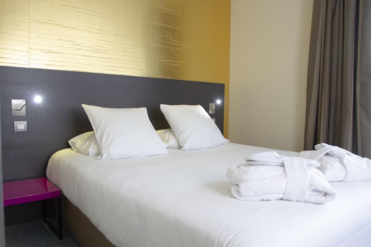 Clement Ader Aparthotel